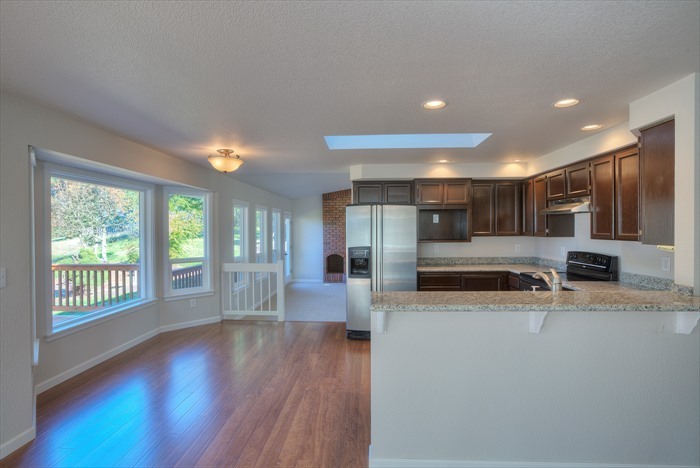 Property Photo: 5516 93rd Dr SE WA 98290