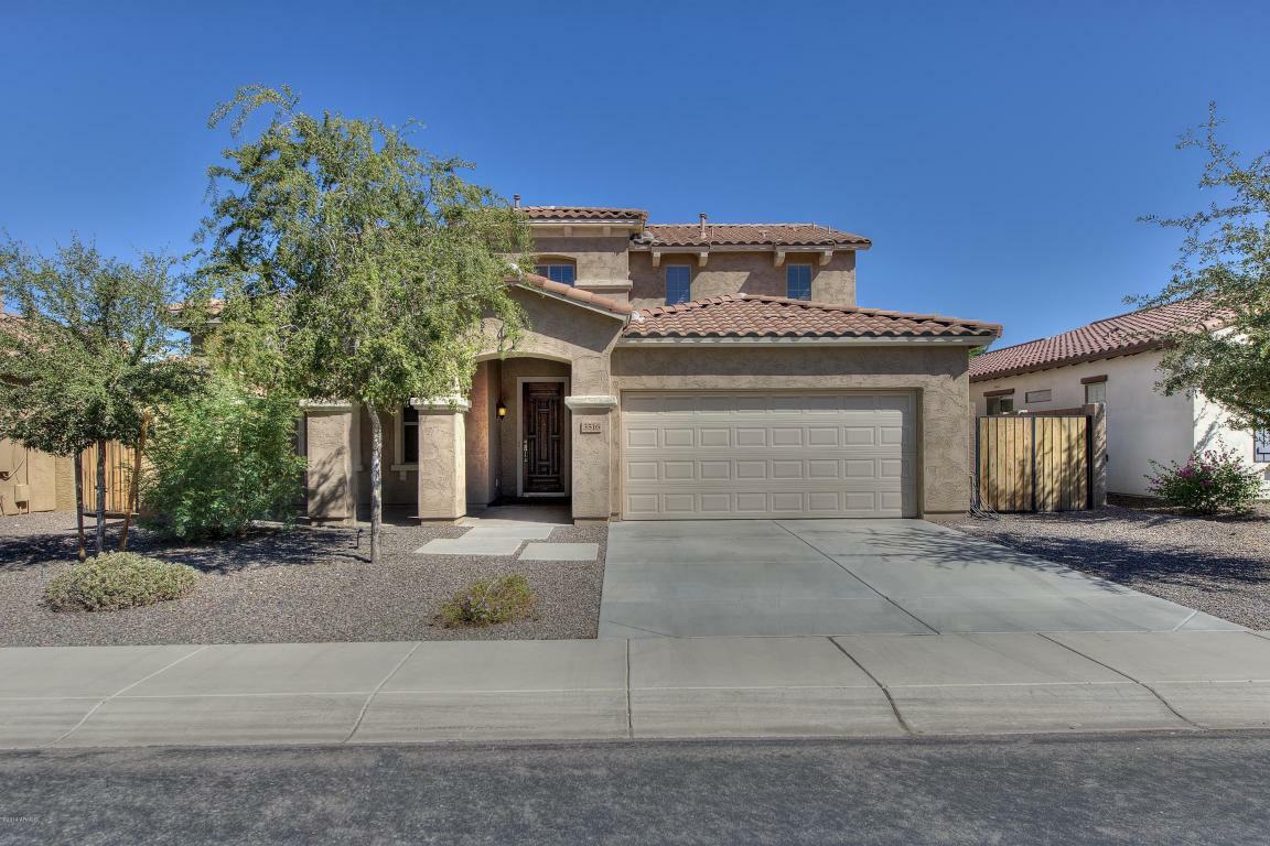 Property Photo: 3516 E Pinot Noir Avenue AZ 85298