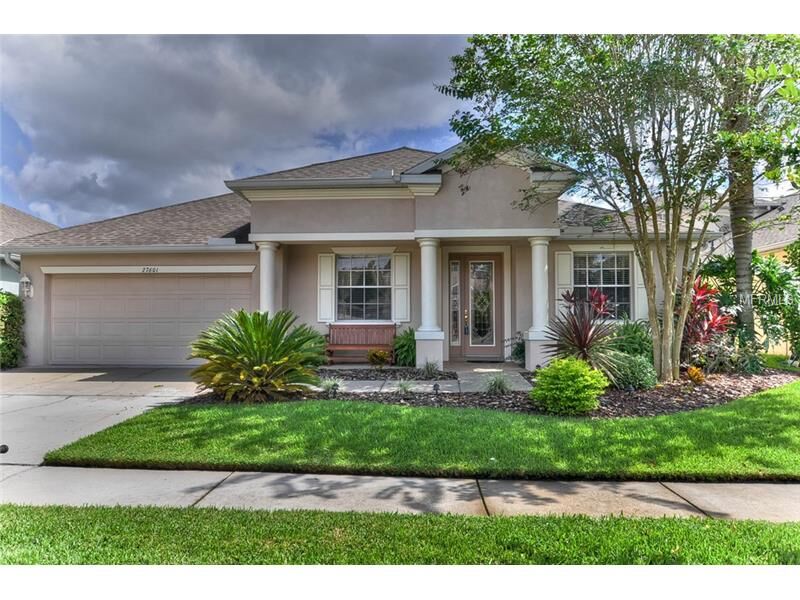 Property Photo:  27601 Kirkwood Circle  FL 33544 