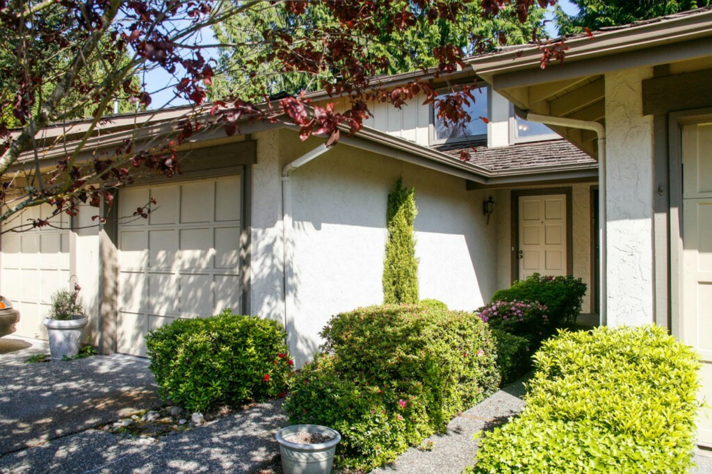 Property Photo:  16034 Village Green Dr B  WA 98012 