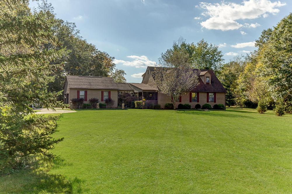Property Photo: 17903 Commercial Point Road OH 43113
