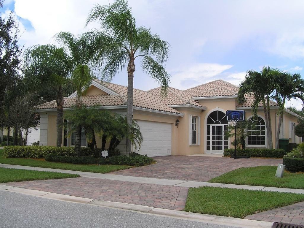 Property Photo: 8101 Jolly Harbour Court FL 33414