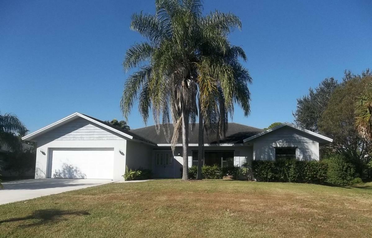 Property Photo:  3082 SW Grapevine Lane  FL 34990 