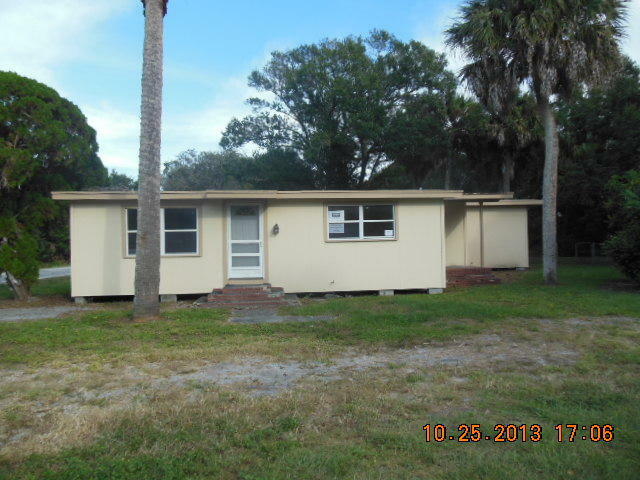 Property Photo:  4808 N Regina Drive  FL 34982 