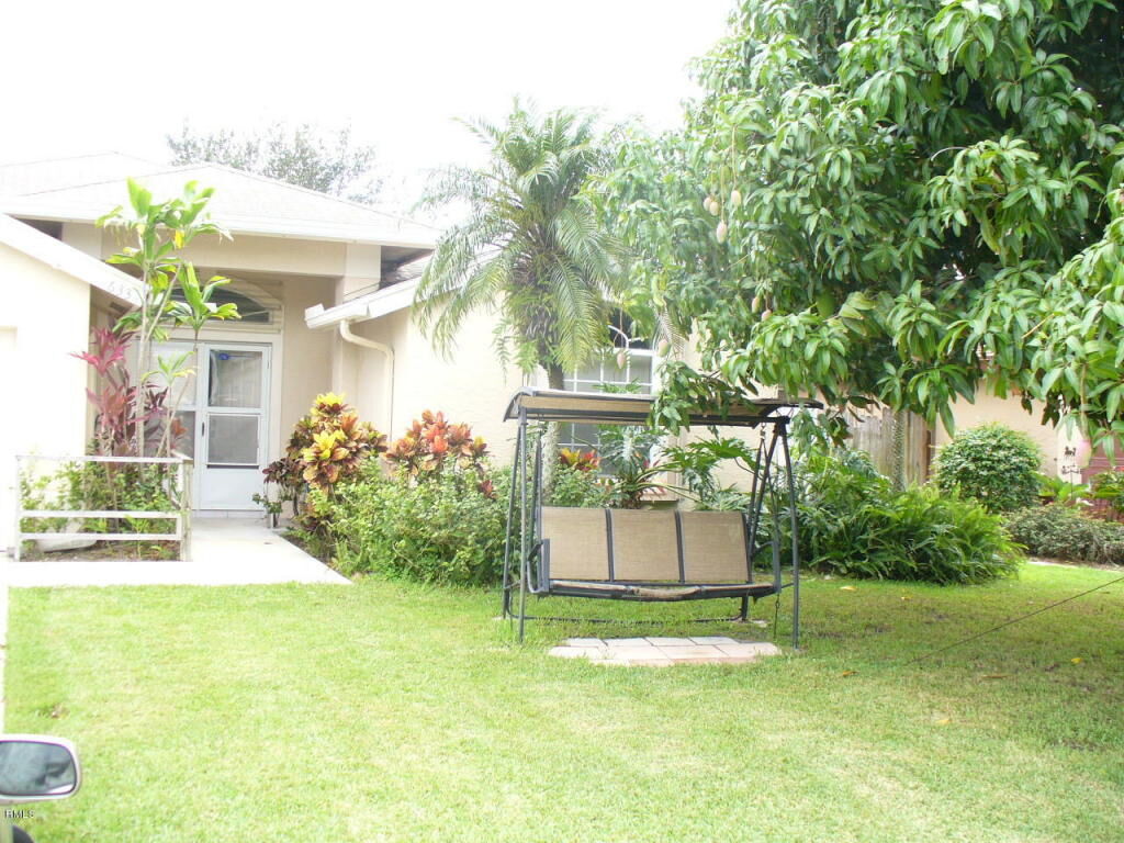 Property Photo:  6334 Ungerer Street  FL 33458 