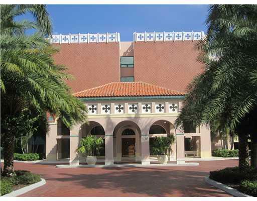 Property Photo: 100 SE 5th Avenue 311 FL 33432