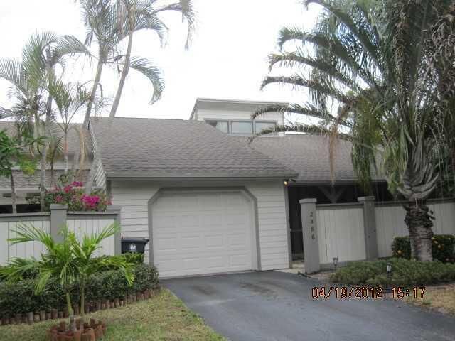Property Photo:  2586 Bedford Mews Drive  FL 33414 