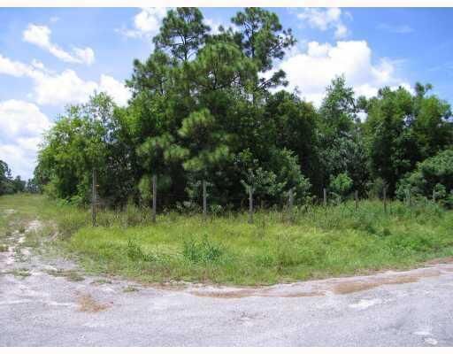 Property Photo:  Xxx N 73rd Street  FL 33470 