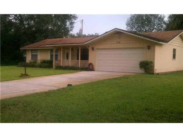 Property Photo:  1305 26th  FL 32962 