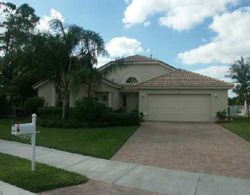 Property Photo:  101 Lone Pine Lane  FL 33410 