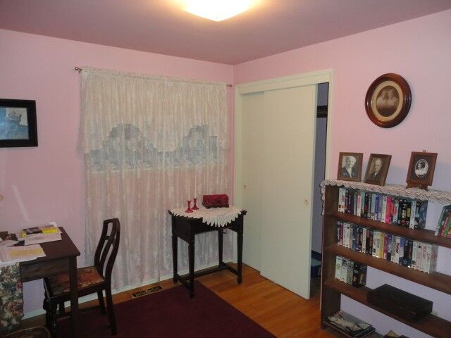 Property Photo:  1128 299th Place  WA 98003 