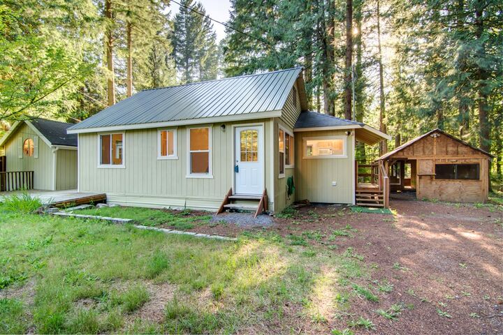 Property Photo:  75518 NE 122nd St  WA 98288 