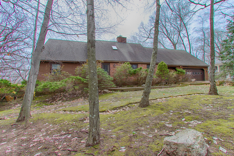 Property Photo:  40 Crestview Rd  NJ 07046 