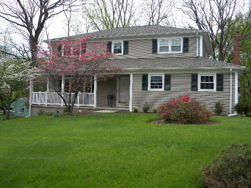 Property Photo: 11 Jane Lane NJ 08829