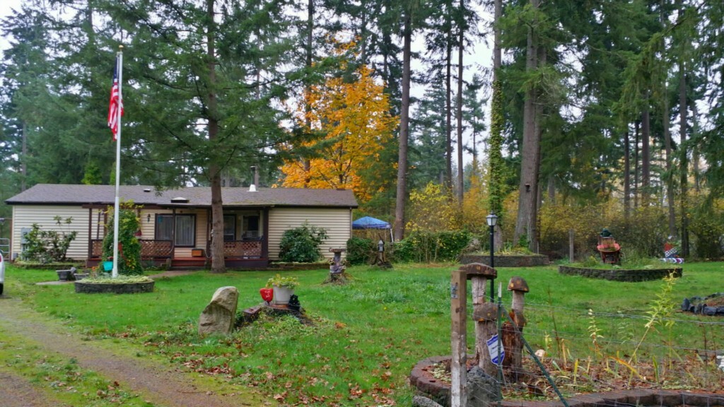 Property Photo:  34716 82nd Ave S  WA 98580 