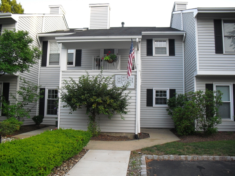 Property Photo:  47 Junco Ct 47  NJ 08887 