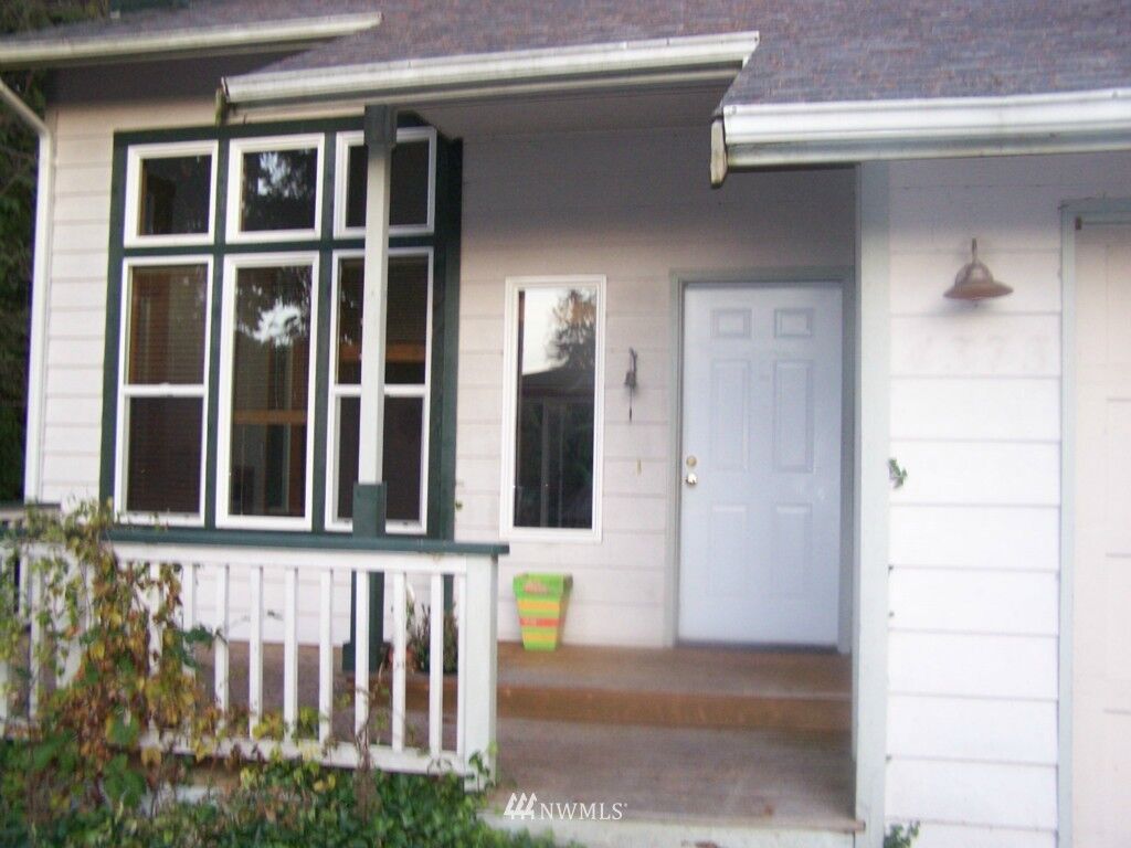 Property Photo: 4373 Shadowood Dr WA 98236