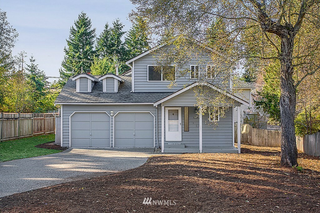 Property Photo:  11800 SE 68th Place  WA 98006 