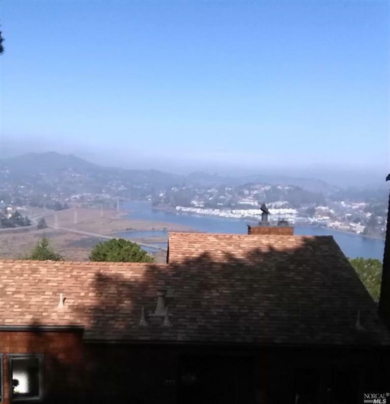 Property Photo: 511 Headlands Court CA 94965