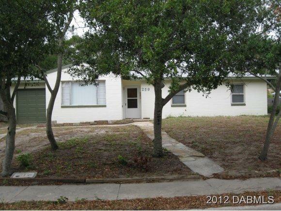 Property Photo: 259 Seaview Avenue FL 32118