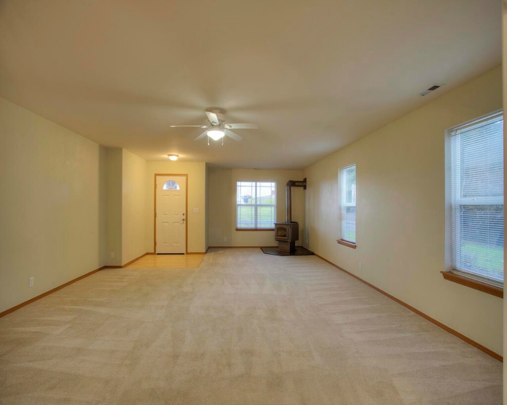 Property Photo: 32208 40th Ave S WA 98580