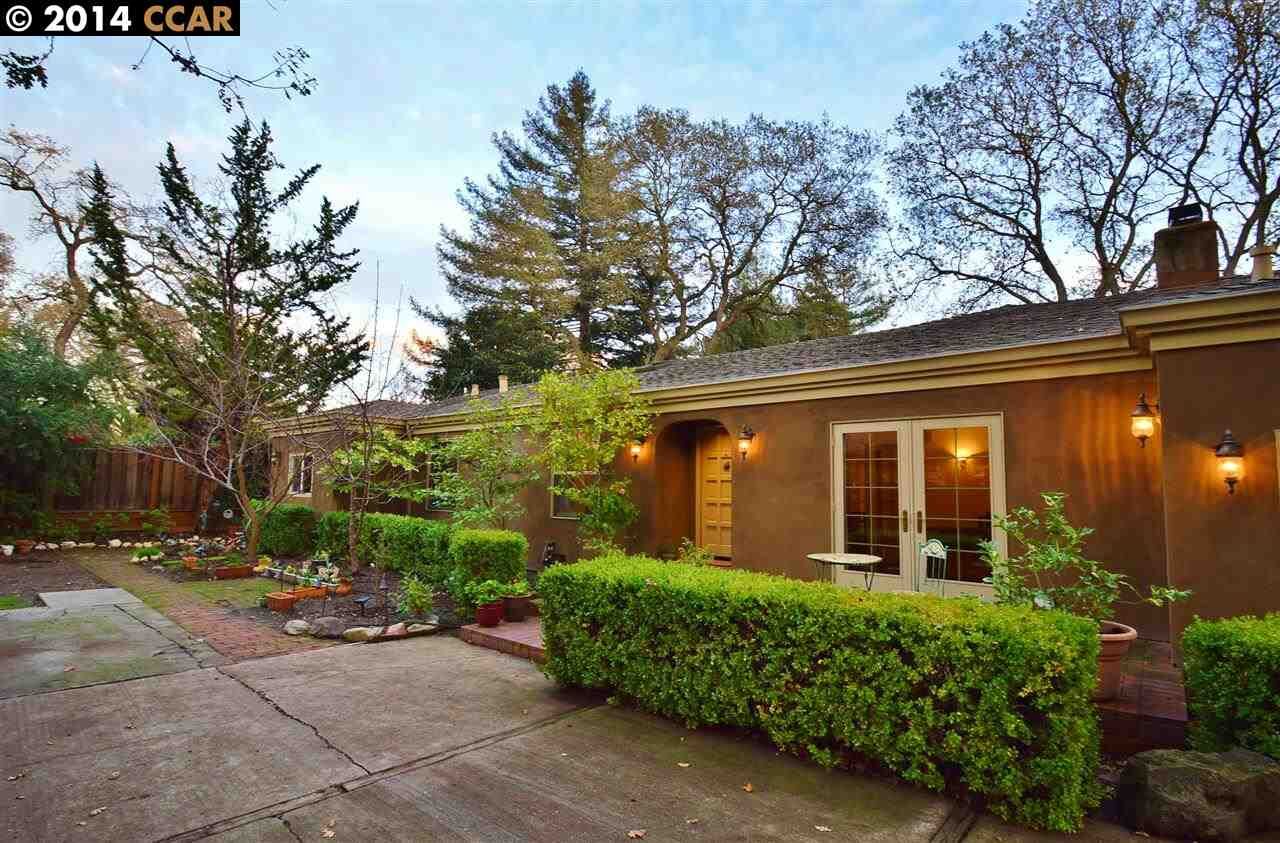 Property Photo:  26 Panoramic Way  CA 94595 