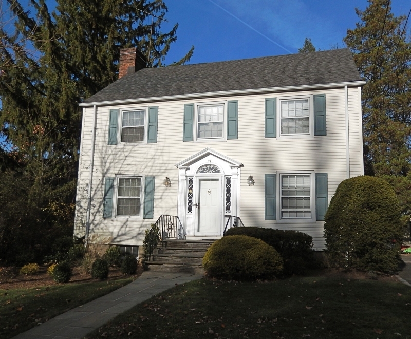 Property Photo: 67 Oakland Rd NJ 07040