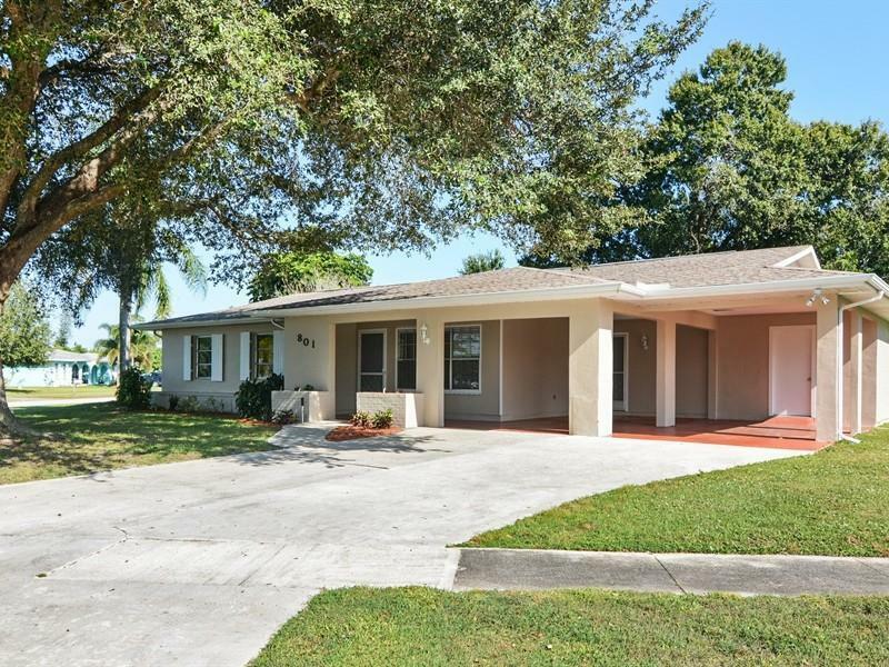 Property Photo:  801 SW Ivanhoe Drive  FL 34953 