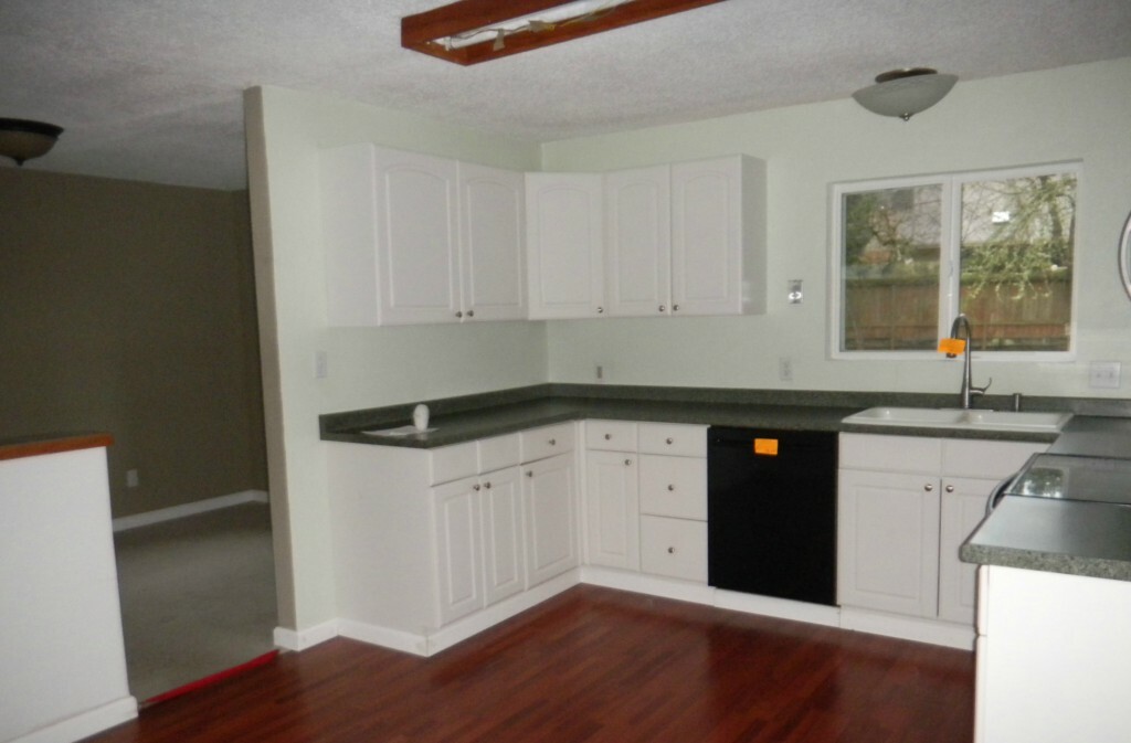 Property Photo: 6423 47th St Ct W WA 98466