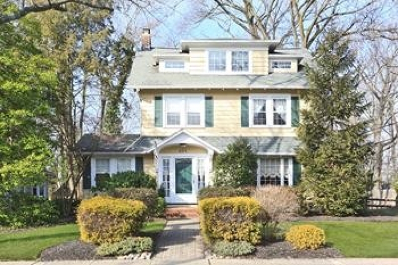 Property Photo:  604 Shackamaxon Dr  NJ 07090 