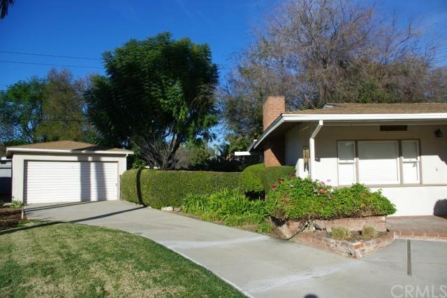 Property Photo:  2803 Iron Hills Way  CA 92506 