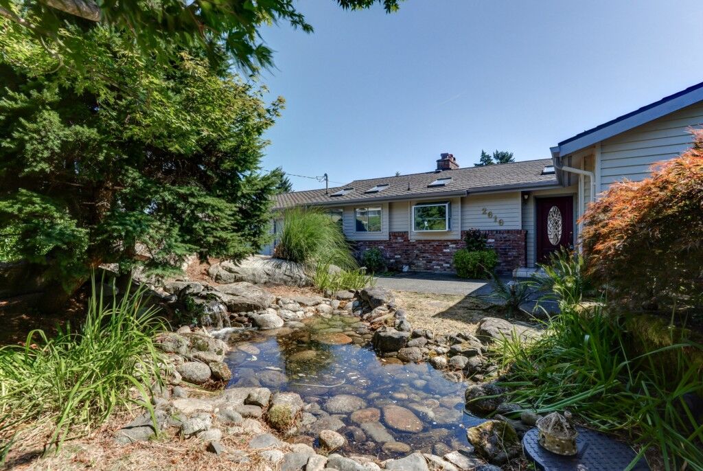 Property Photo:  2616  171st Avenue SE  WA 98008 