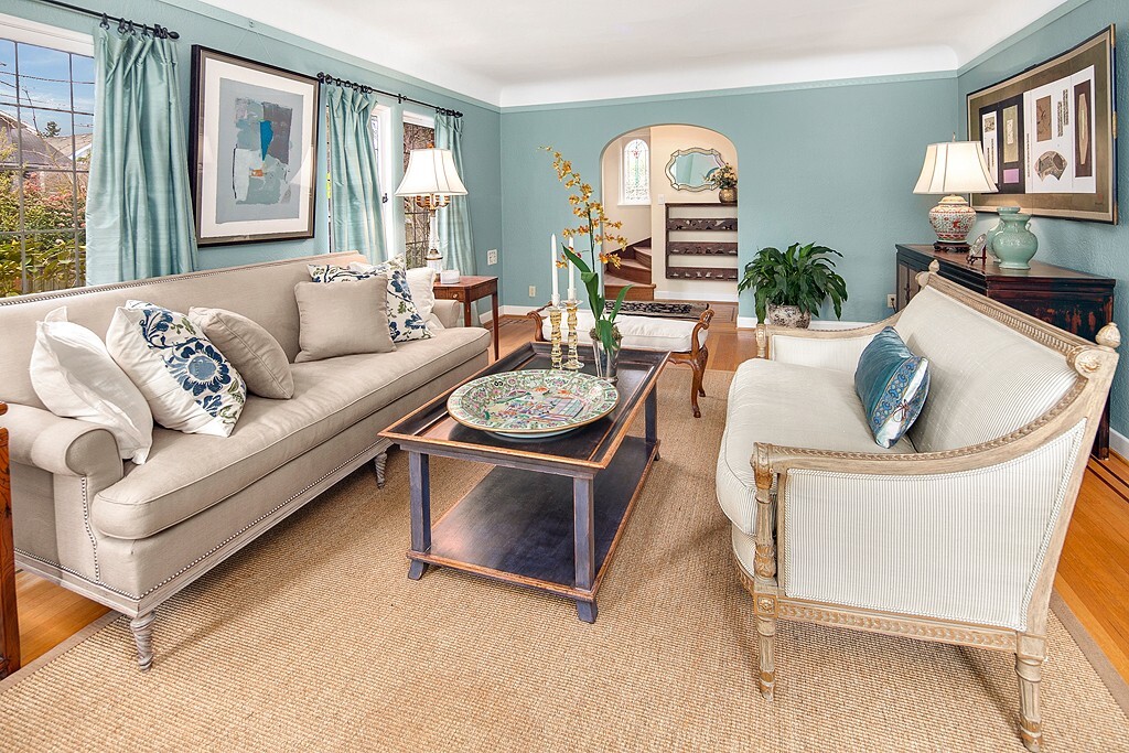 Property Photo: 1802 Madrona Drive WA 98122