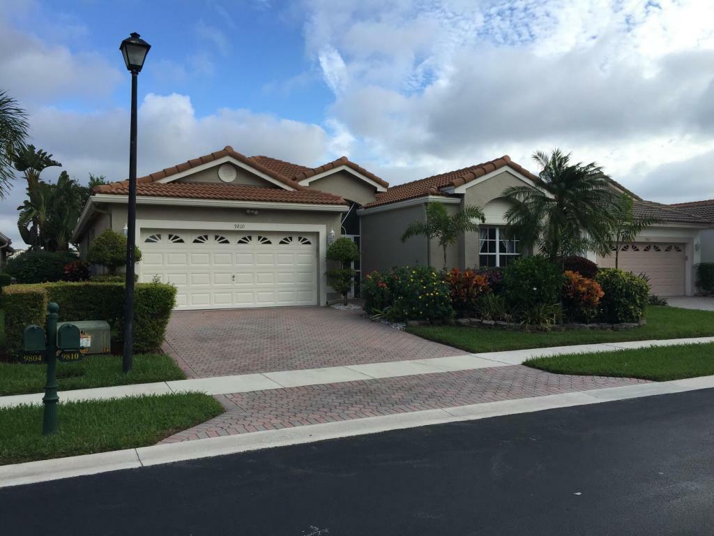 Property Photo:  9810 Lemonwood Court  FL 33437 