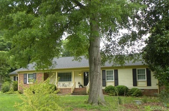 Property Photo: 9118 Berkwood Court VA 23116