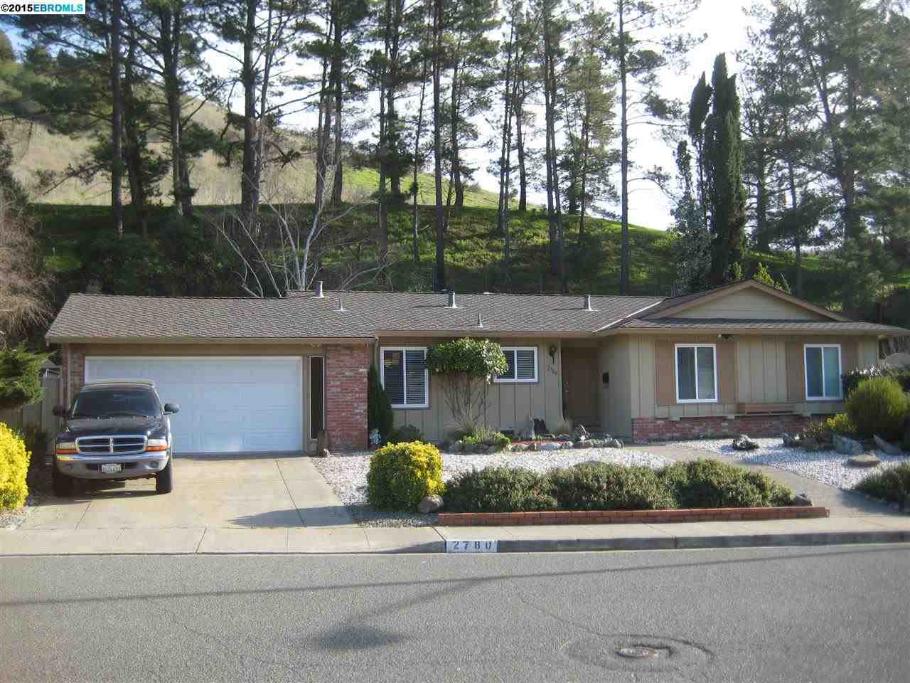 Property Photo:  2780 Doidge Ave  CA 94564-1015 