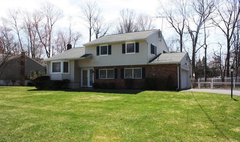 Property Photo: 22 Dolly Dr NJ 07054