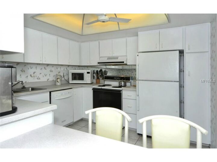 Property Photo: 2045 Gulf Of Mexico Drive M1-305 FL 34228