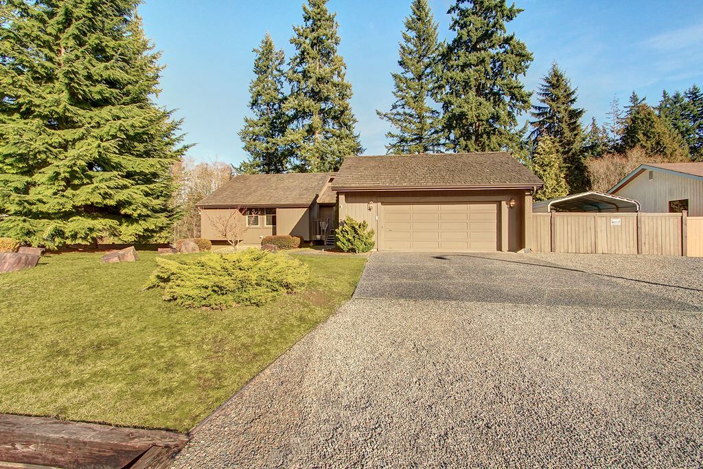 Property Photo:  12605 48th Dr NE  WA 98271 