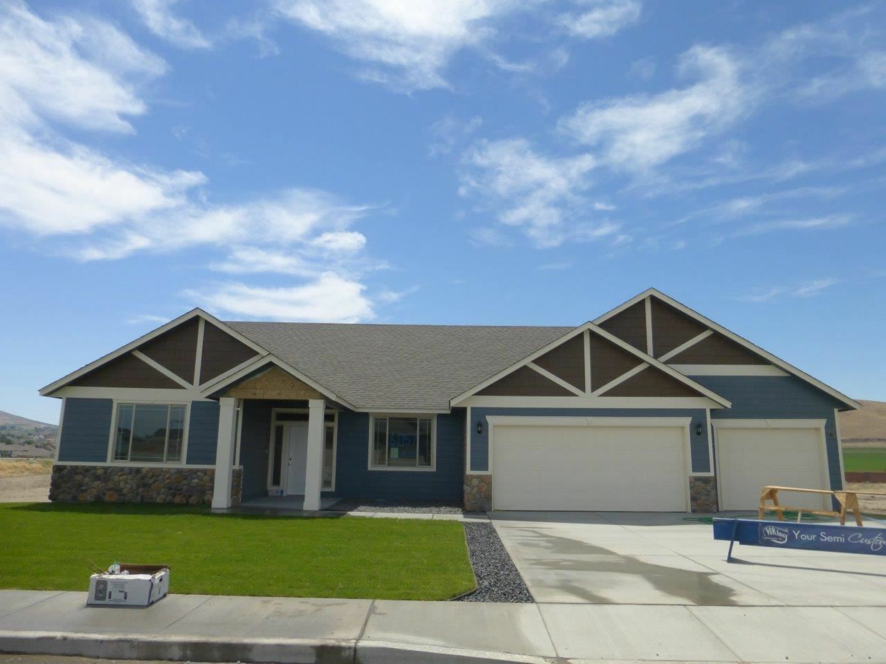 Property Photo: 1314 S Clara Rd WA 99016