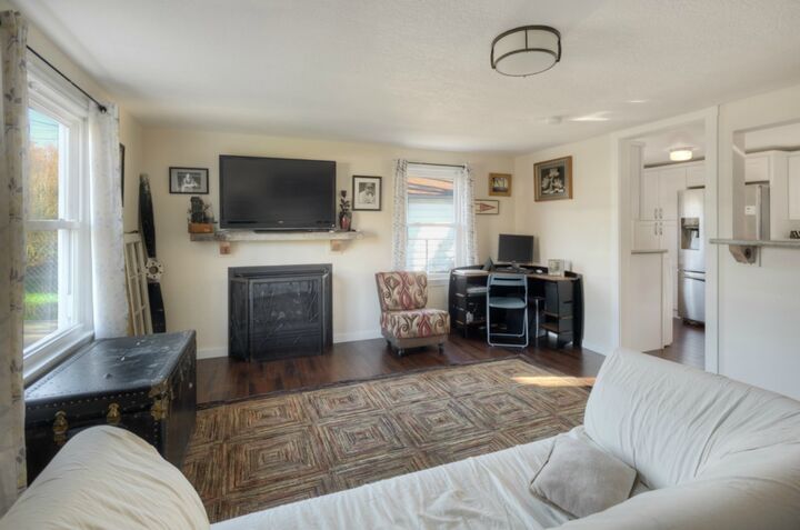 Property Photo: 1507 SW Henderson St WA 98106