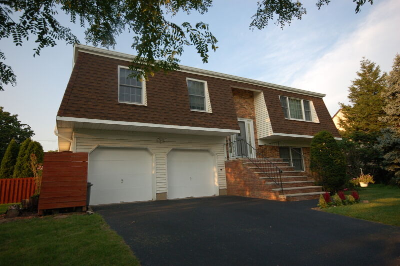 Property Photo: 5 Londonderry Dr NJ 08822