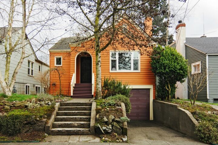 5524 25th Ave NE  Seattle WA 98105 photo