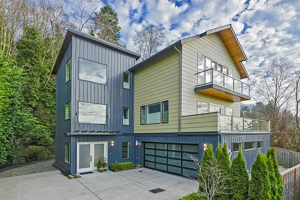 Property Photo:  5408 Beach Dr SW  WA 98136 