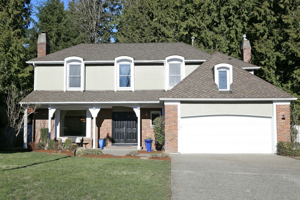 Property Photo: 21600 NE 22nd Ct WA 98074