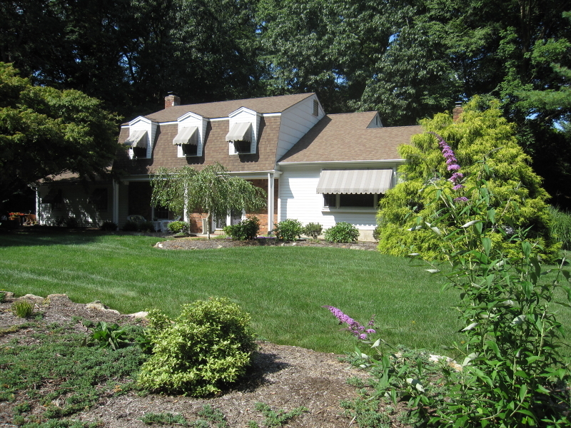 Property Photo:  440 Park Rd  NJ 07054 