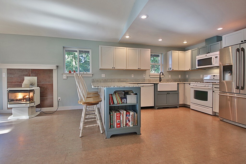 Property Photo:  5510 Robinswood Lane  WA 98249 