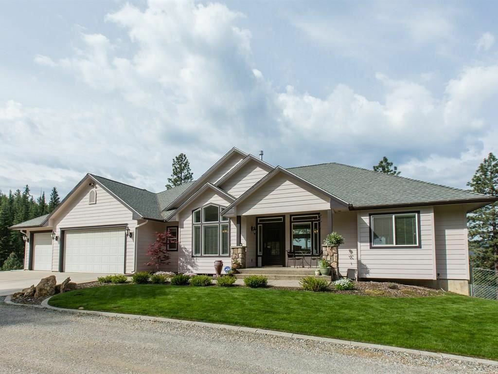 Property Photo:  10712 N McCoy  WA 99025 