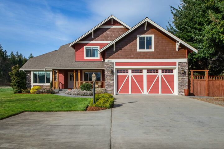 1402 Myers Dr  Ferndale WA 98248 photo