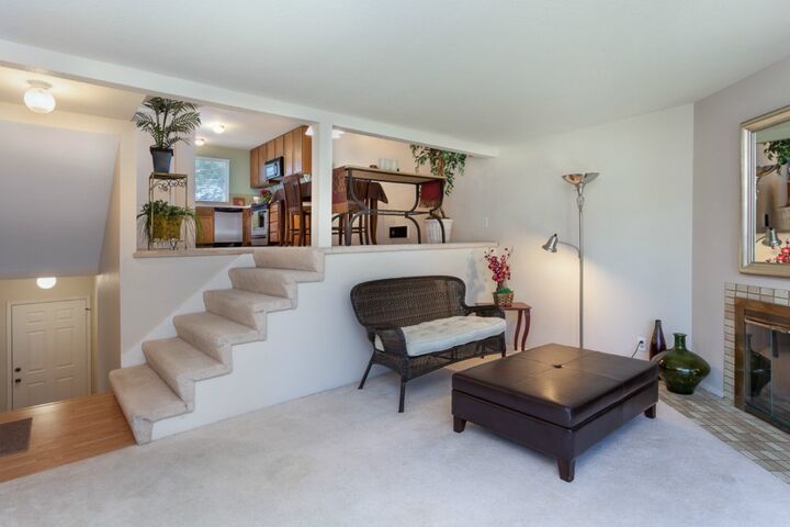 Property Photo: 920 N 165th St WA 98133